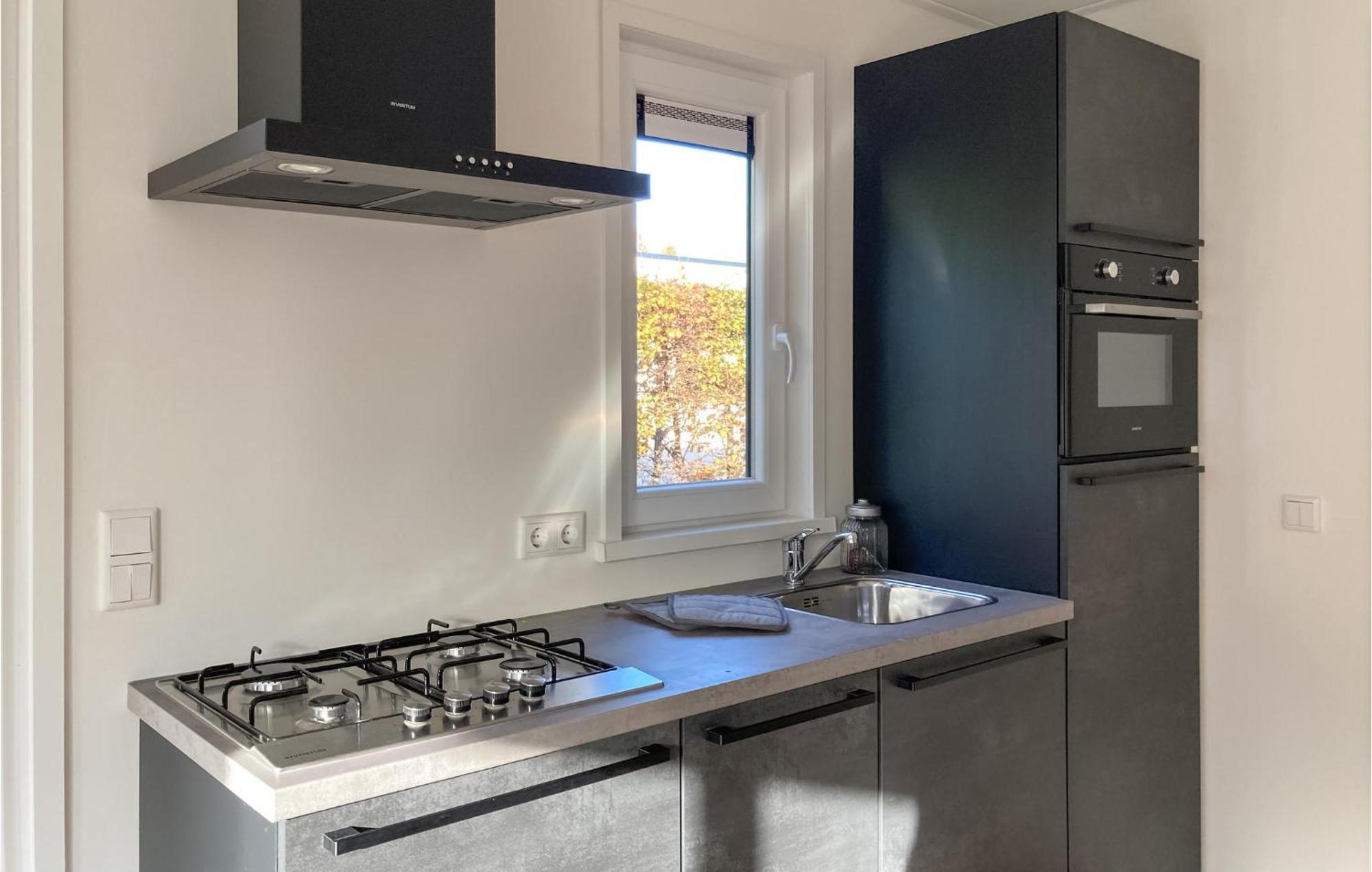 2 Bedroom Stunning In